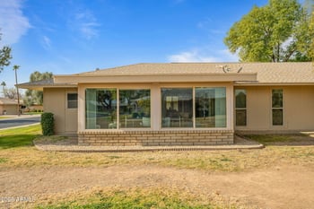 9502 Shasta Dr, Sun City, AZ 85351