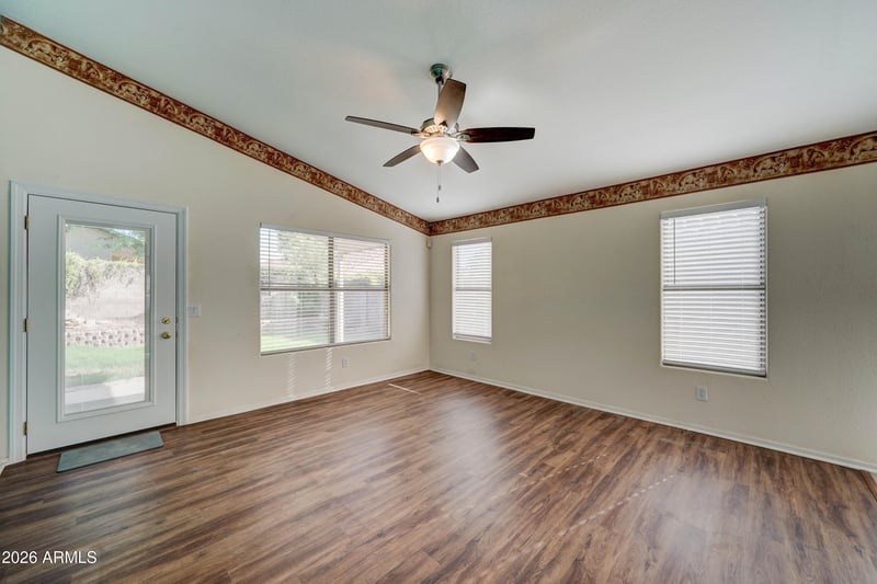 9504 E Posada Ave, Mesa, AZ 85212