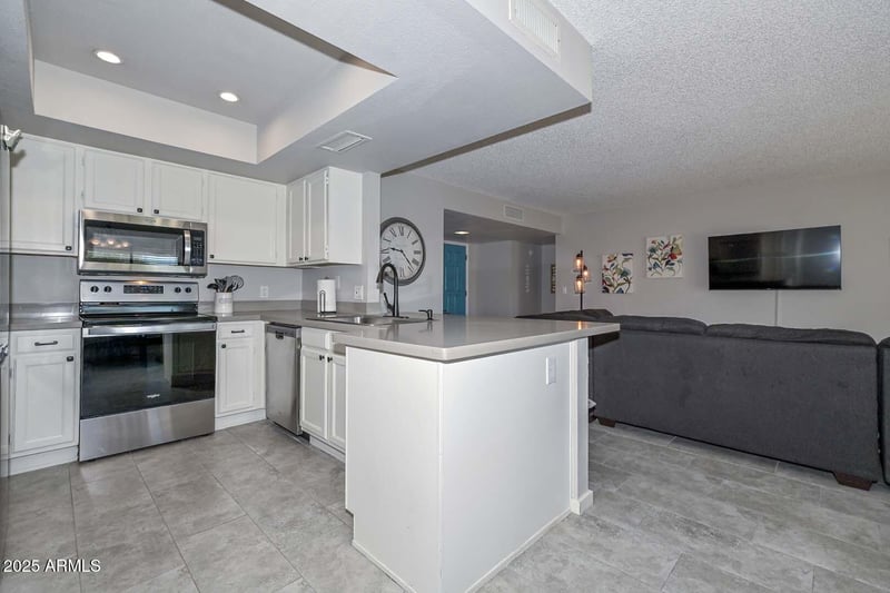 9505 Mcrae Way, Peoria, AZ 85382