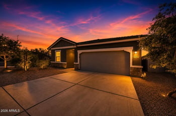 9505 Illini St, Tolleson, AZ 85353