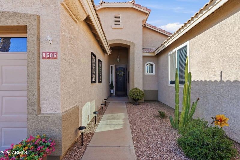 9506 E Kilarea Ave, Mesa, AZ 85209