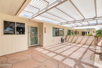 9508 Sandstone Dr, Sun City, AZ 85351