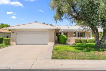 9508 Sandstone Dr, Sun City, AZ 85351