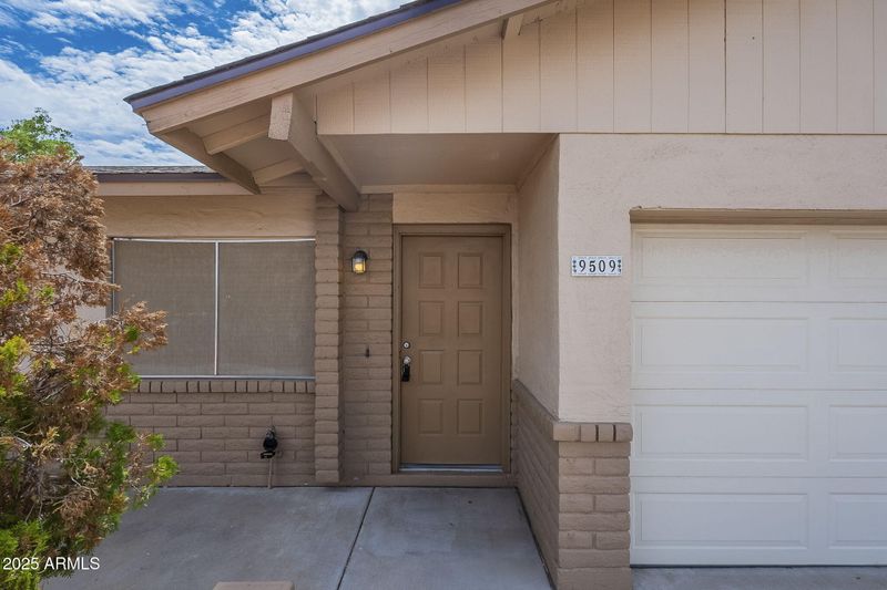9509 W Echo Ln, Peoria, AZ 85345