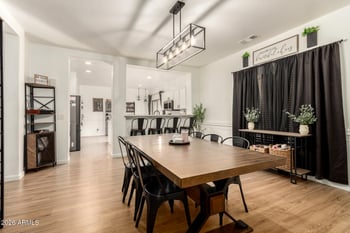 951 Fruit Tree Ln, San Tan Valley, AZ 85143