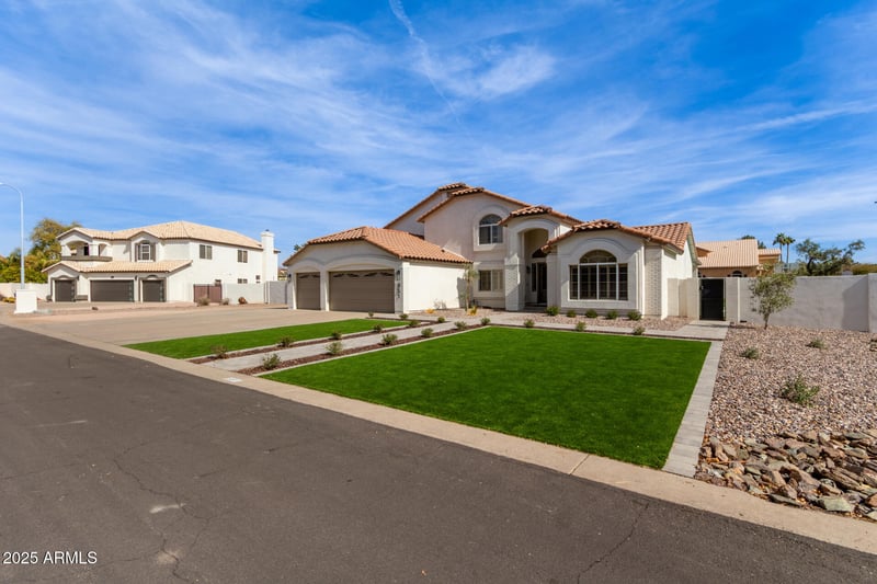 951 N Poinciana Rd, Gilbert, AZ 85234
