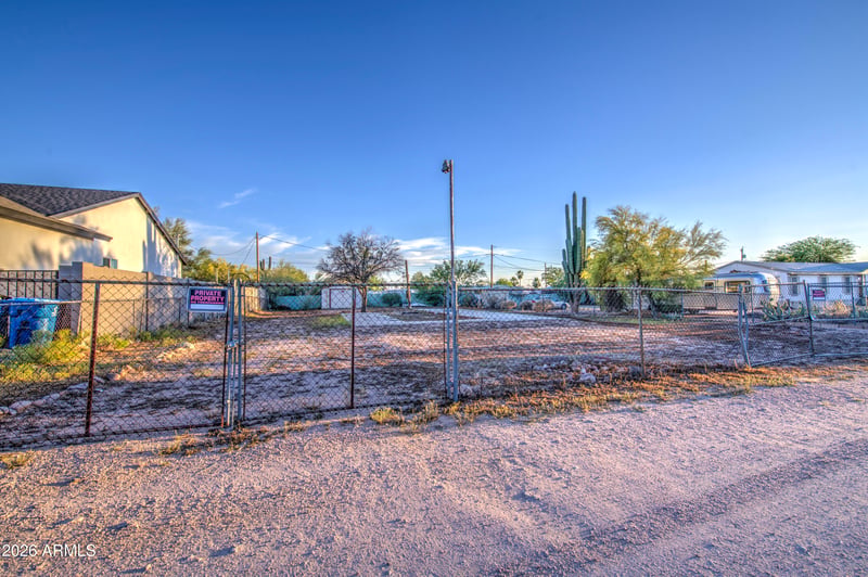 951 N Warner Dr #NA, Apache Junction, AZ 85120