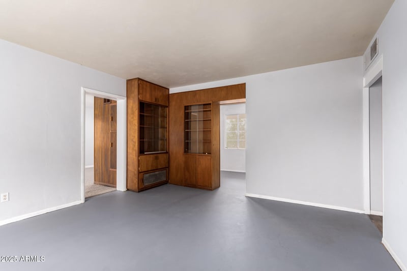 951 Sahuaro Dr, Phoenix, AZ 85029