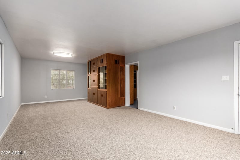 951 Sahuaro Dr, Phoenix, AZ 85029