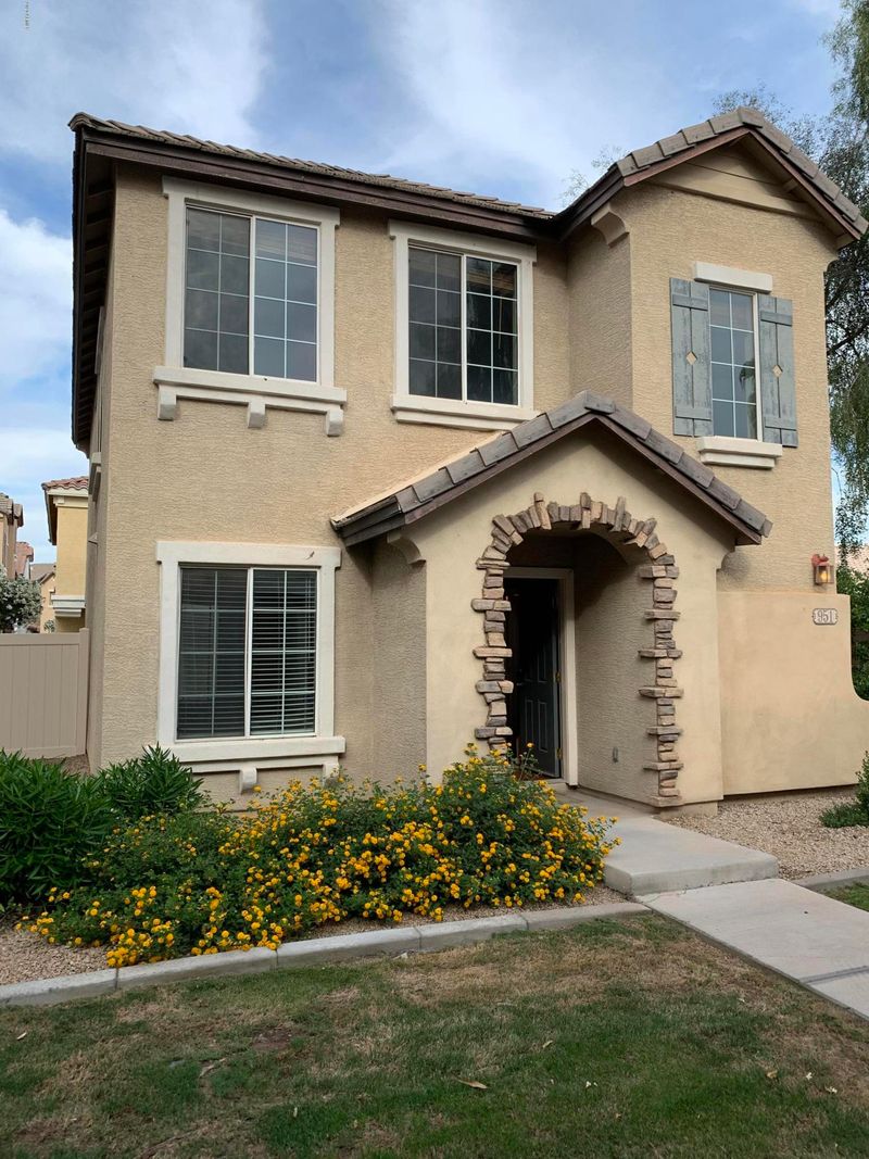 951 W Wendy Way, Gilbert, AZ 85233
