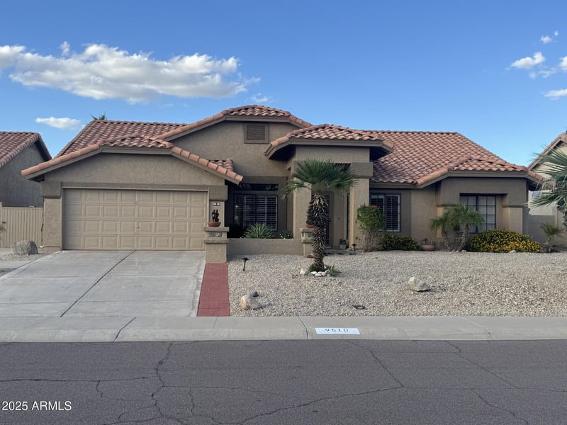 9510 Menadota Dr, Peoria, AZ 85382