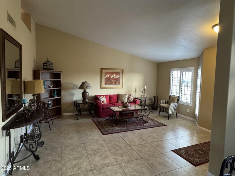 9510 Menadota Dr, Peoria, AZ 85382