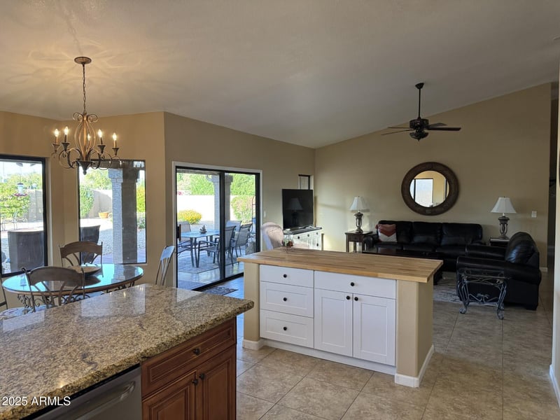 9510 Menadota Dr, Peoria, AZ 85382
