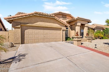 9510 W Menadota Dr, Peoria, AZ 85382