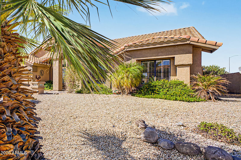 9510 W Menadota Dr, Peoria, AZ 85382