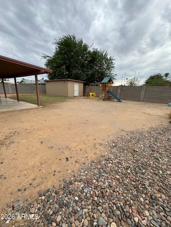 9512 N 67th Ln, Peoria, AZ 85345