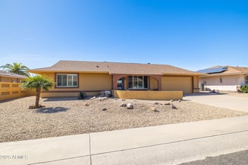 9513 Cottonwood Dr, Sun City, AZ 85373
