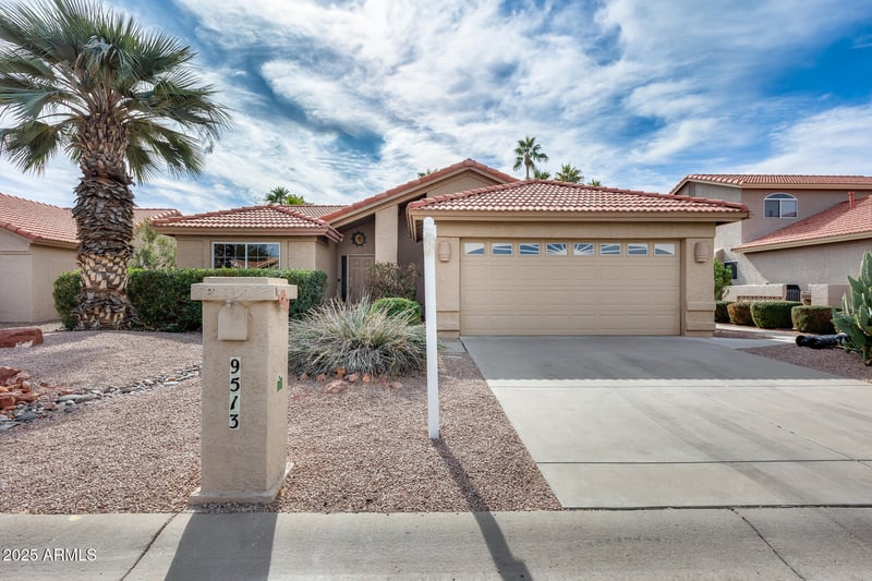 9513 Hercules Dr, Sun Lakes, AZ 85248