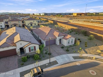 9514 W Avalon Dr, Phoenix, AZ 85037