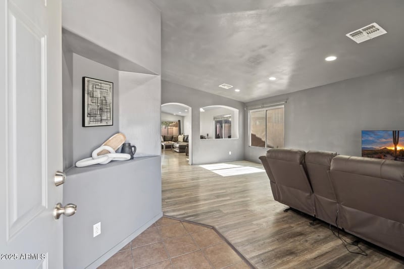 9515 185th Ln, Waddell, AZ 85355