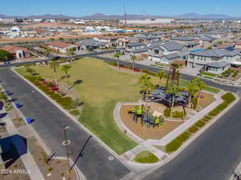 9515 Rainbow Ave, Mesa, AZ 85212