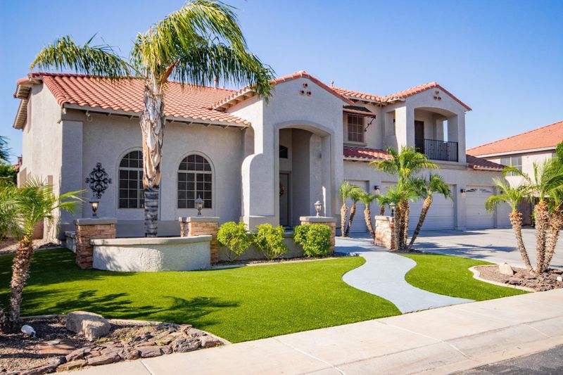 9516 W Blue Sky Dr, Peoria, AZ 85383