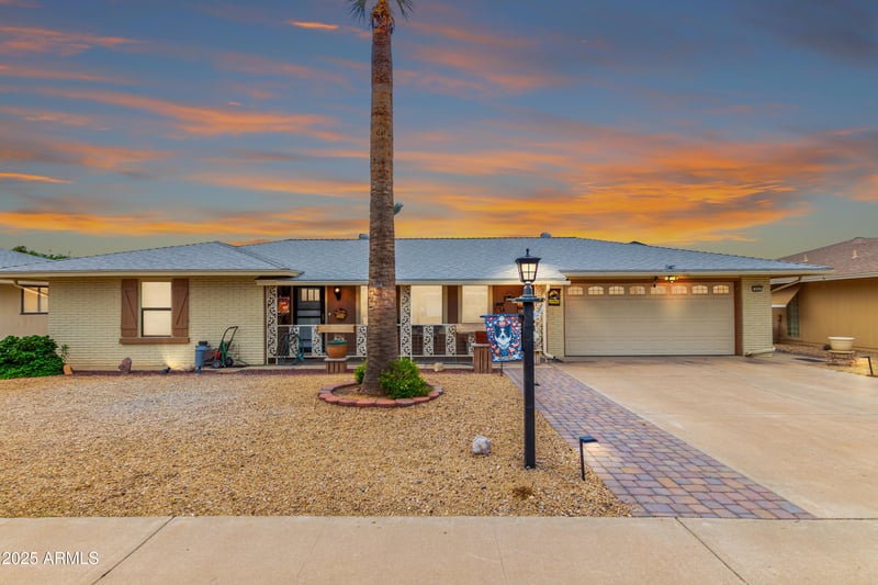 9517 Indian Hills Dr, Sun City, AZ 85351