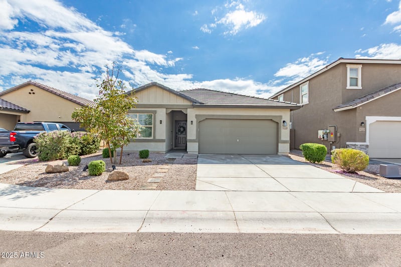 9519 Agora Ln, Tolleson, AZ 85353