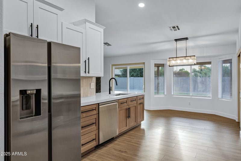 952 Canal Dr, Gilbert, AZ 85296