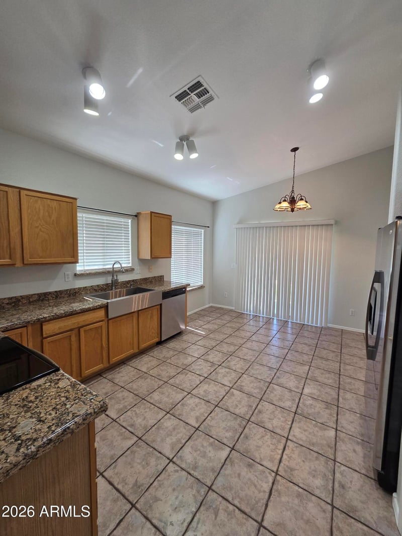 952 Banning St, Gilbert, AZ 85296