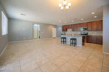952 Olympic Dr, Gilbert, AZ 85296