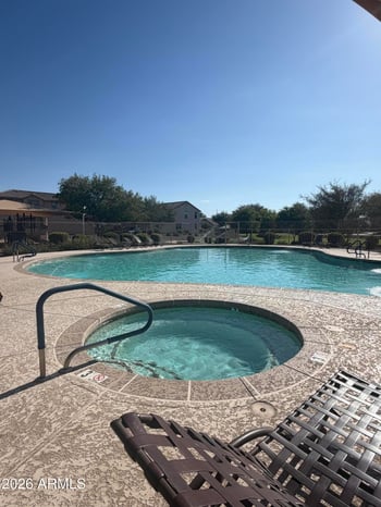 952 Olympic Dr, Gilbert, AZ 85296