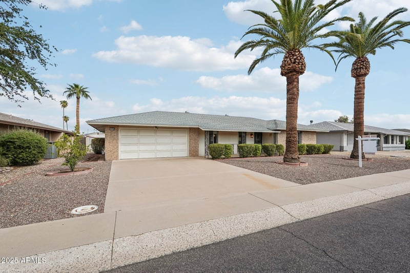 9520 Shiprock Dr, Sun City, AZ 85351