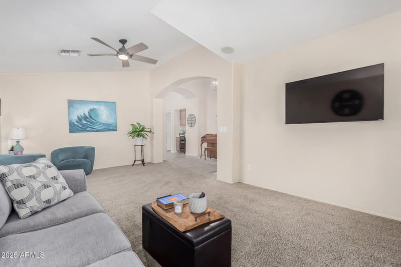 9521 Ruth Ave, Peoria, AZ 85345