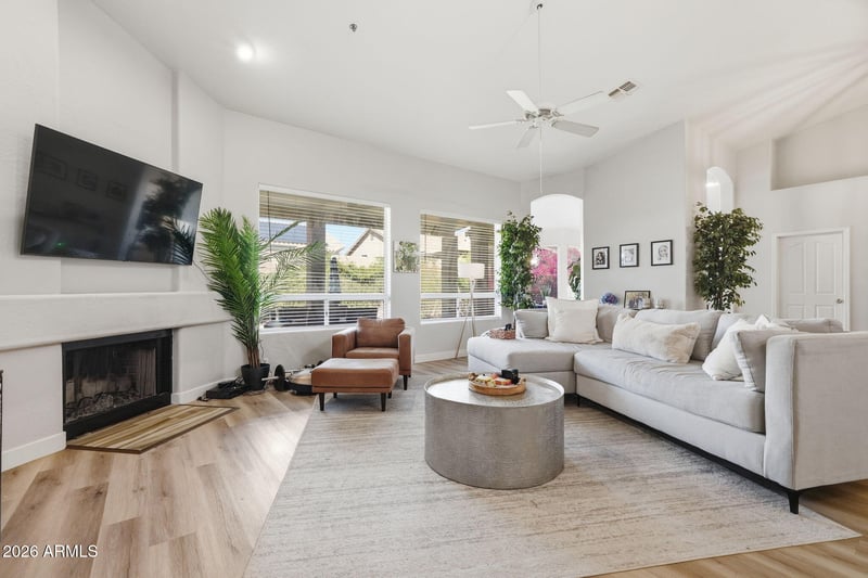 9522 Nittany Dr, Scottsdale, AZ 85255