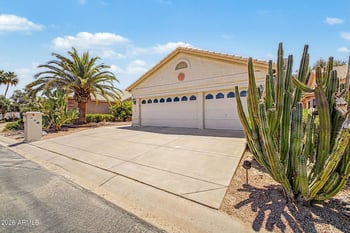 9525 Champagne Dr, Sun Lakes, AZ 85248