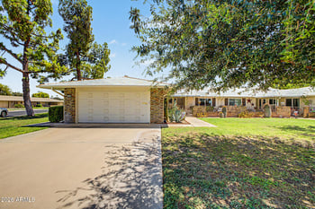 9525 Shasta Dr, Sun City, AZ 85351