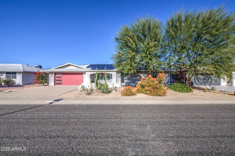 9526 Calico Dr, Sun City, AZ 85373