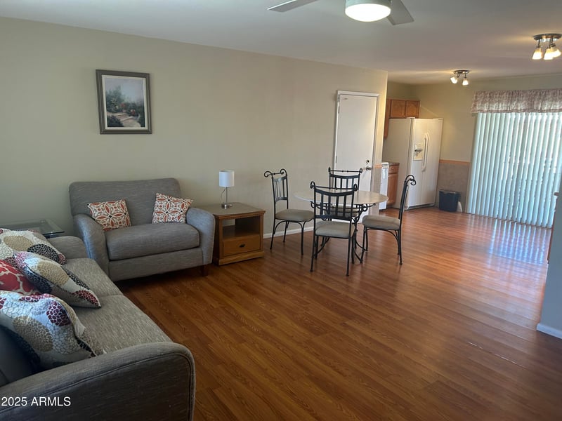 9526 Country Club Dr, Sun City, AZ 85373