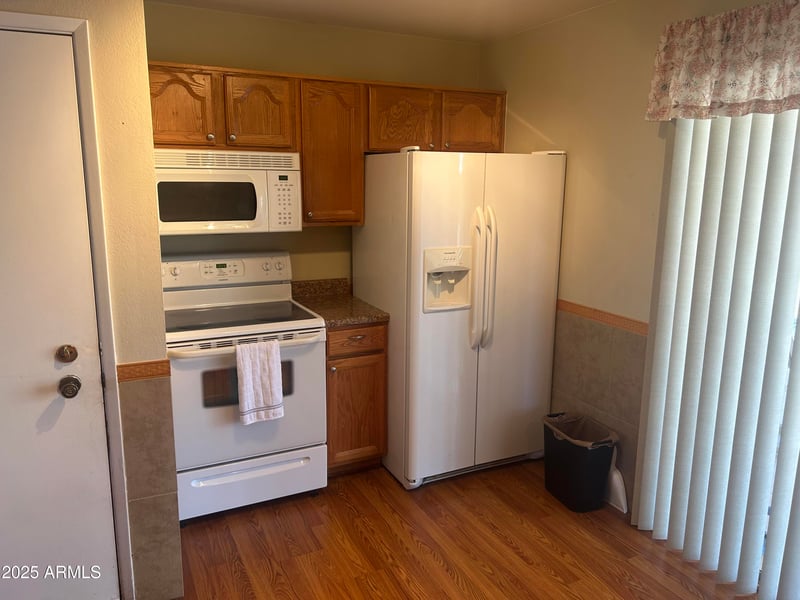9526 Country Club Dr, Sun City, AZ 85373