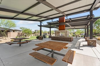 9527 13th Way, Phoenix, AZ 85042