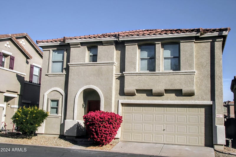 9527 82nd Ln, Peoria, AZ 85345