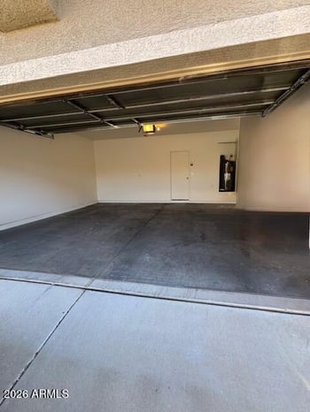 9527 82nd Ln, Peoria, AZ 85345