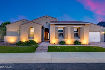 9527 W Whitehorn Way, Peoria, AZ 85383