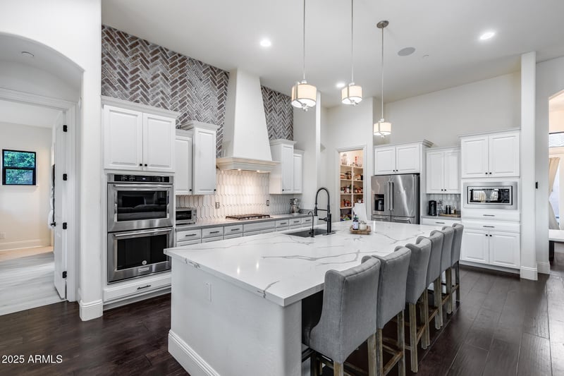 9527 W Whitehorn Way, Peoria, AZ 85383