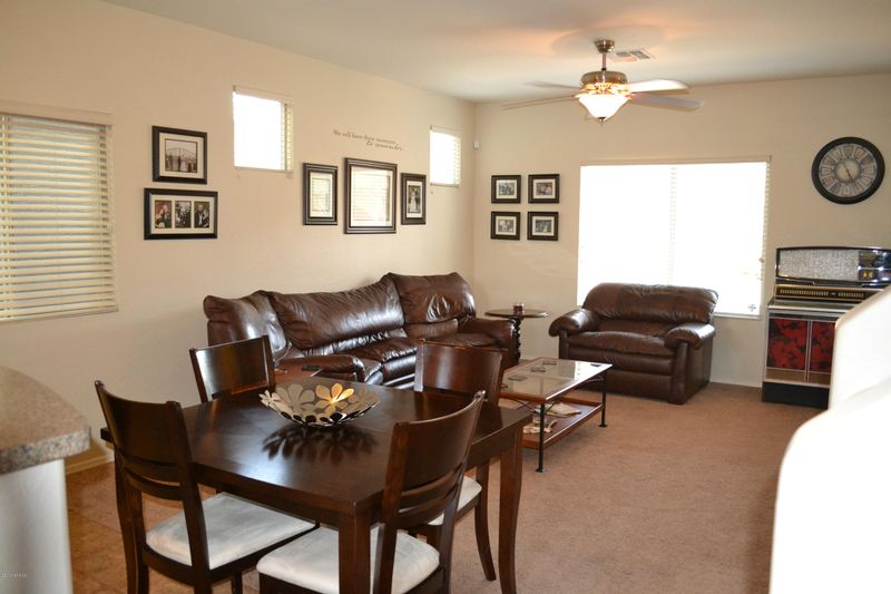 9528 E Baywood Ave, Mesa, AZ 85208