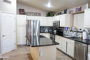 9528 Osage Ave, Mesa, AZ 85212