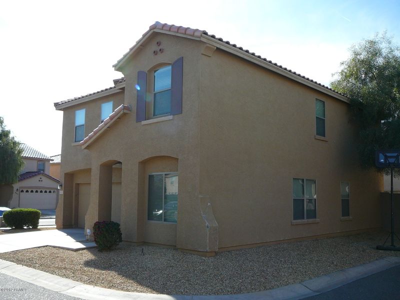9528 W Monte Vista Rd, Phoenix, AZ 85037