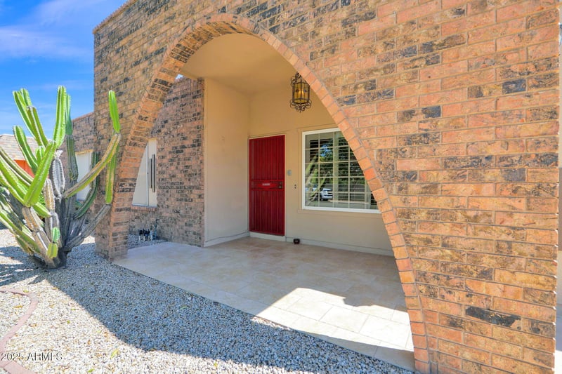 9529 Glen Oaks Cir, Sun City, AZ 85351