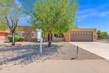 9529 Glen Oaks Cir, Sun City, AZ 85351